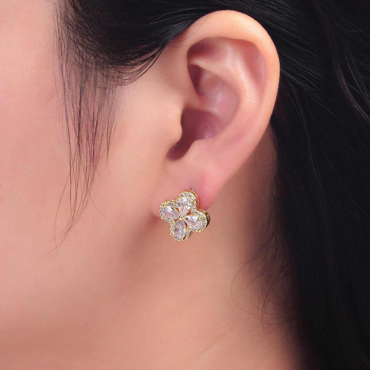 Quatrefoil Stud